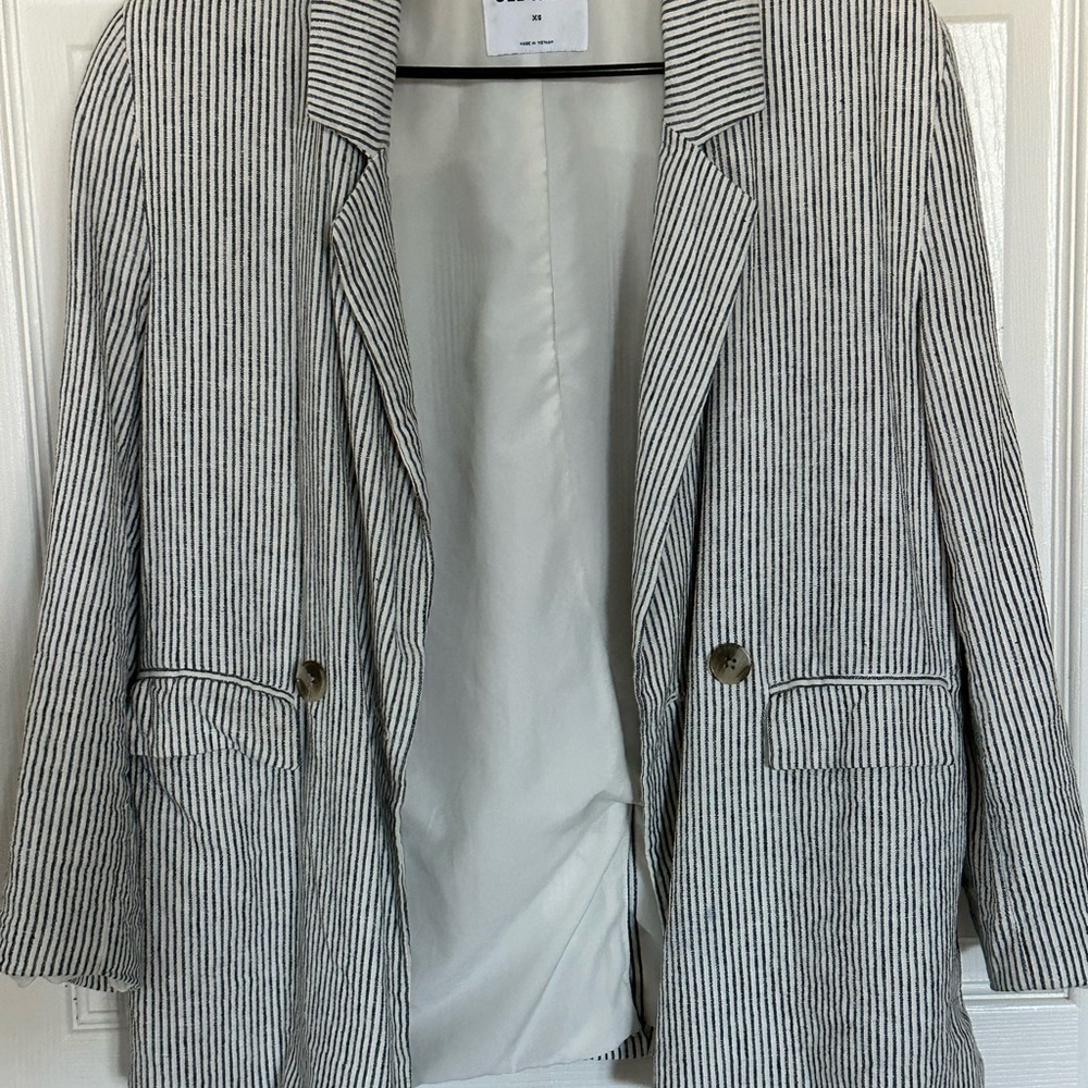Old Navy Black and White Striped Blazer